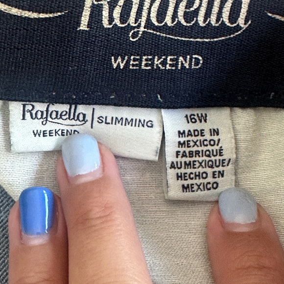 NWT Rafaella Blue Denim Plus Size Slim Fit Jeans Size 16W - Picture 4 of 7